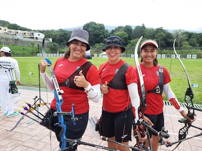 Alejandra Valencia, Aída Román y Ángela Ruiz, campeonas por equipo recurvo femenil de 𝐭𝐢𝐫𝐨 𝐜𝐨𝐧 𝐚𝐫𝐜𝐨, en los XXIV Juegos Centroamericanos y del Caribe.
3 de junio de 2023