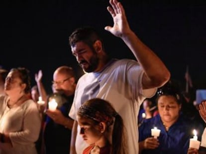 Tras la masacre de Texas, el país conmocionado vuelve a enfretarse al irresoluble debate del control de armas