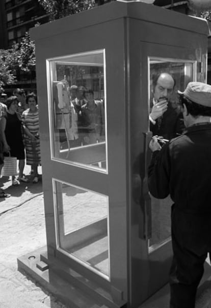 Perpiñán (Francia), 2 de marzo de 1960. Los bares de la ciudad están llenos de público para ver en el televisor el partido de vuelta de cuartos de final de la Copa de Europa, que se disputa en el estadio Santiago Bernabéu entre el Real Madrid y el Niza.