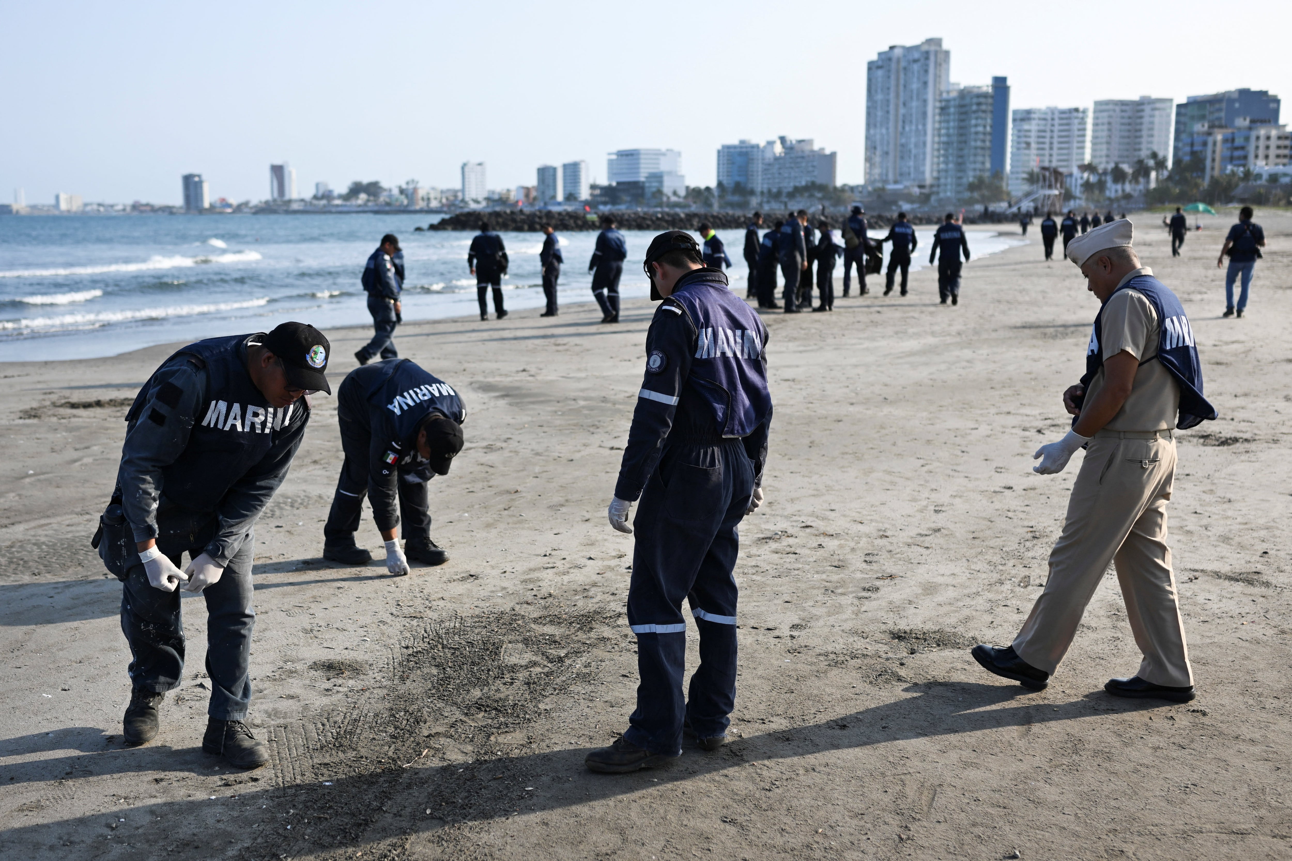 A pesar del derrame petrolero, el Gobierno asegura que todas las playas de Veracruz son seguras para uso recreativo