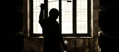 Fotograma del documental "El misterio del Palo Cortado", sobre el vino de Jerez, estrenado en 2015 por el cineasta José Luis López Linares.