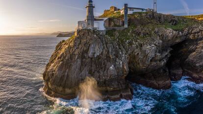 Vista del faro de Santa Catalina.