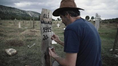 Sergio García, de la Asociación Sad Hill, en el documental.