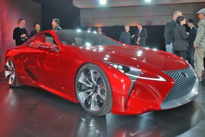 El prototipo hbrido LF-LC, uno de los focos de atencin destacada en Detroit, muestra el nuevo dise?o de Lexus y podra fabricarse en serie.