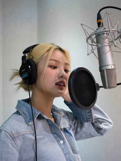 Sang Ah, una de las integrantes del grupo de chicas Lightsum, en la discográfica Cube Entertainment en Seúl.