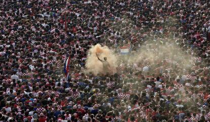 Celebraciones en Zagreb por uno de los goles de Croacia en la final del Mundial.