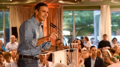 El presidente del Gobierno, Pedro Sánchez, en un acto de campaña este lunes en Huesca.