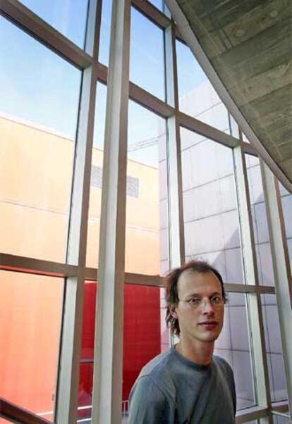 Adrian Bachtold, en el Instituto Catalán de Nanotecnología.
