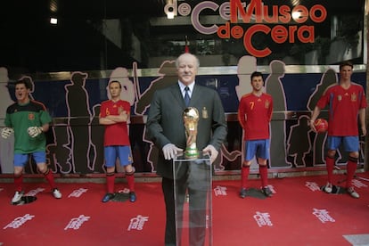 Vicente del Bosque se hizo en cera tras ganar la selección española el Mundial de Fútbol.