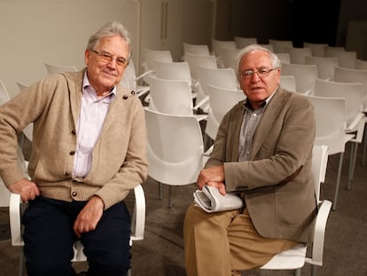 Santos Juliá y José Luis Álvarez Junco el 20 de noviembre de 2014.