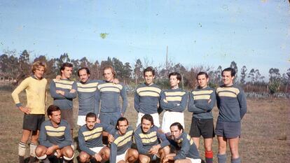 One of the last photos of the Numa Turcatti players before the Andes plane crash in 1972. Turcatti, is crouched down, second from left. Photo provided by Raúl Zorrilla.