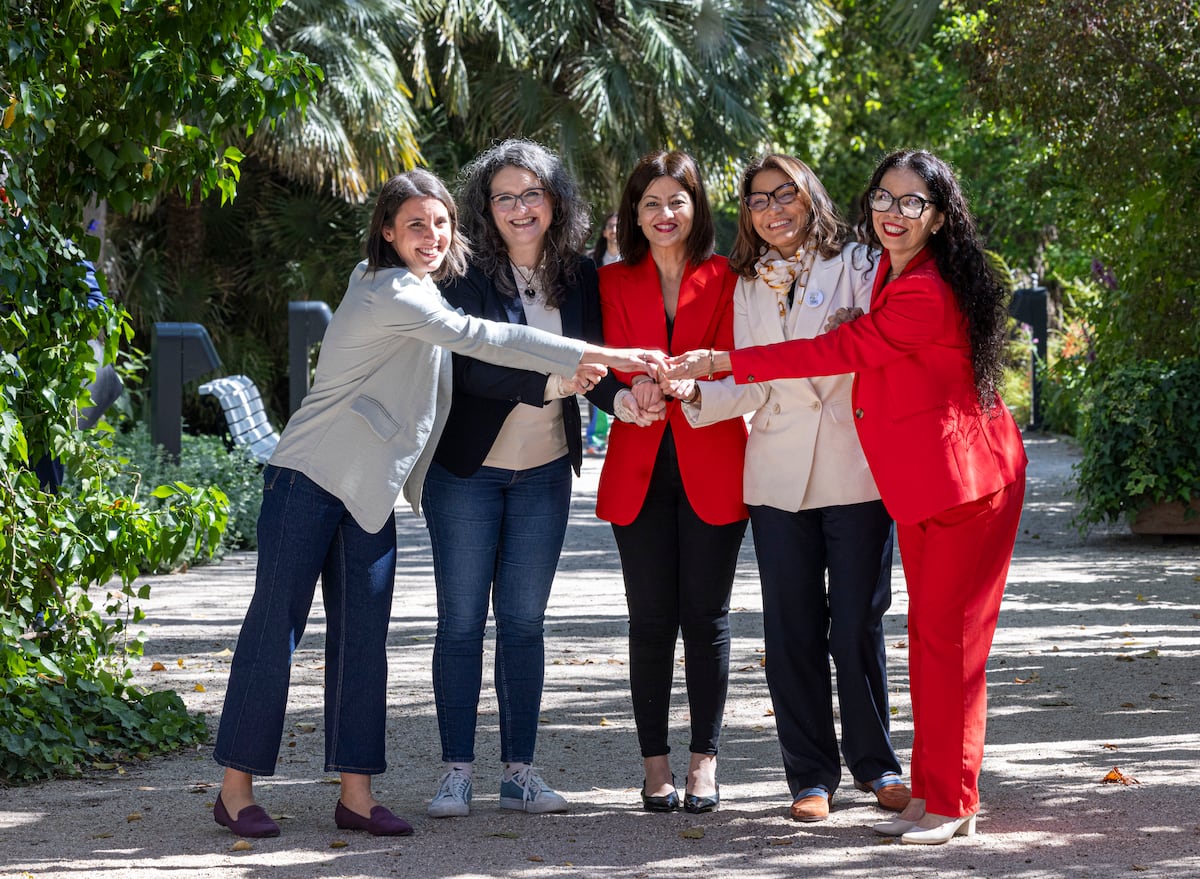 La vuelta de Oltra conjura a Montero y Rego contra la violencia política de la extrema derecha:  “¿Nos rendimos o nos levantamos? Pues nos levantamos”