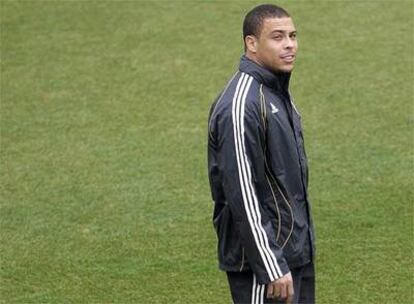 Ronaldo, en un entrenamiento con el Real Madrid