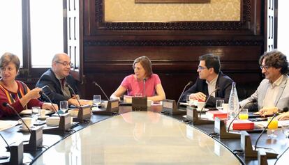 La mesa del Parlament, reunida este miércoles.