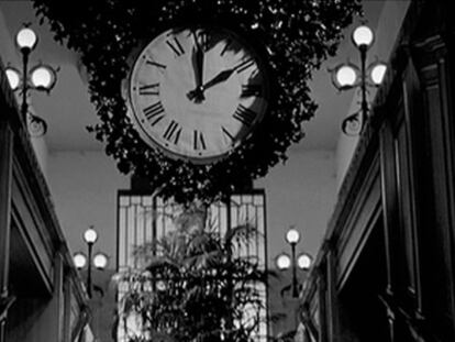 Fotograma de <i>The Clock, </i>de Christian Marclay, en la Paula Cooper Gallery de Nueva York.