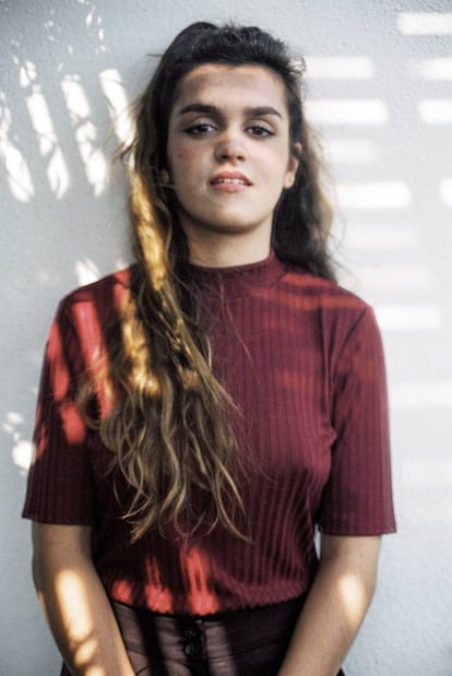 Triunfará o no, seguirá siendo el ídolo que es hoy o no. Pero Amaia Romero es, ante todo, una buena chica de Pamplona. Aquí, posa en exclusiva para ICON con ropa de H&M.