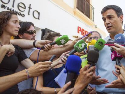 El secretario general del PSOE, Pedro S&aacute;nchez, este viernes, en Ibiza.