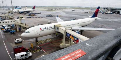Un Airbus A330 de Delta, en Ámsterdam.