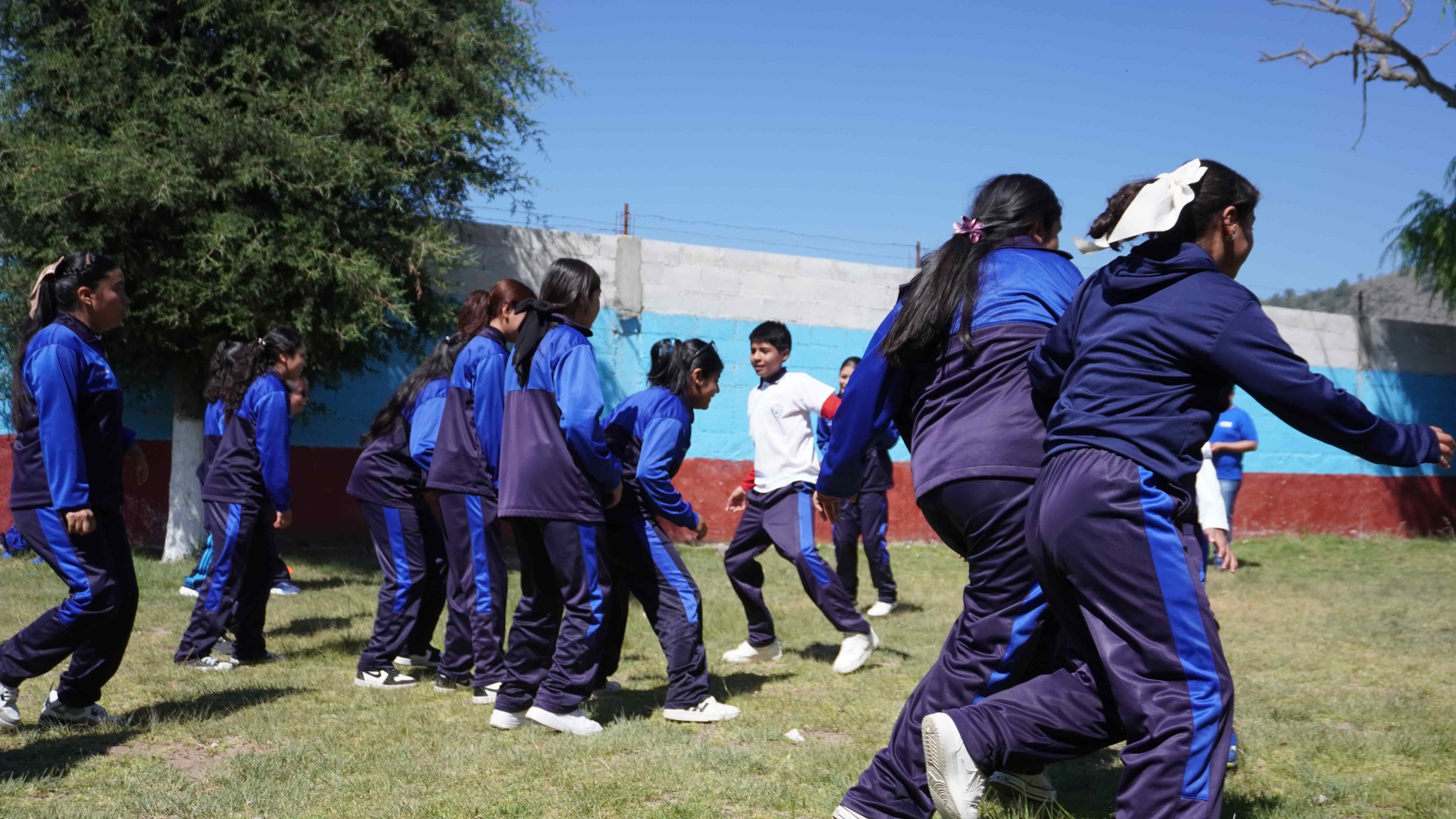 Cox apuesta por la niñez con programa de valores en las escuelas