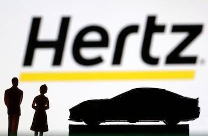 Logo de la compañía de alquiler de coches Hertz.