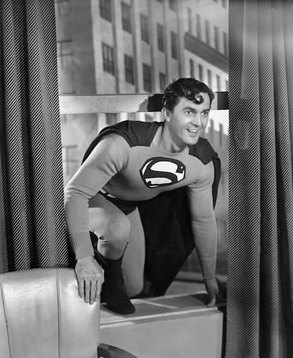 Kirk Alyn como Superman en 1948.