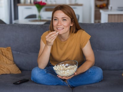 Artículo de EL PAÍS Escaparate que describe las mejores películas de estreno en Movistar Plus+ durante abril de 2026