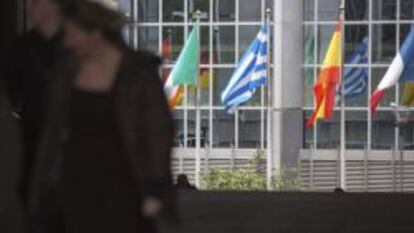 Banderas en la sede del Parlamento Europeo