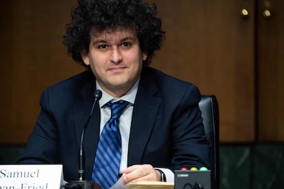 Samuel Bankman-Fried, fundador y CEO de FTX, testifica en el Senado estadounidense acerca de la regulación de activos digitales. 