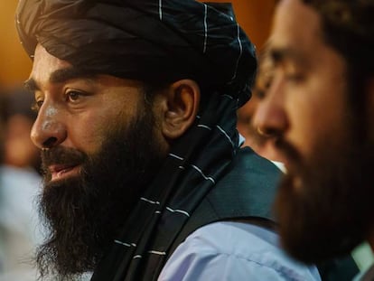 Zabihullah Mujahid, portavoz del grupo talibán, este martes en Kabul. 