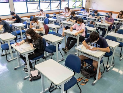 Estudantes participam da primeira fase do vestibular da Fuvest, em 10 de janeiro, no campus da USP, zona oeste de São Paulo.