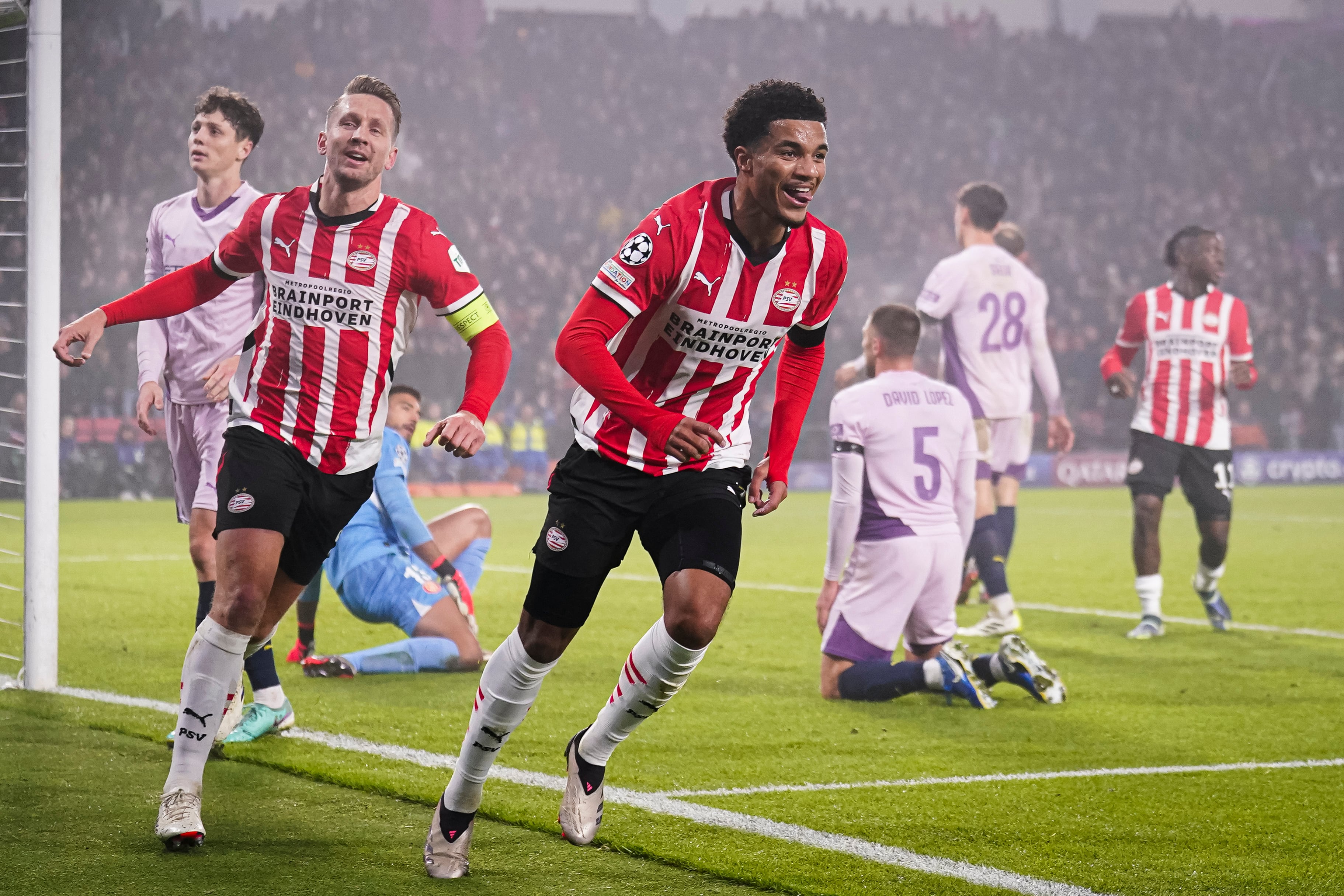 El PSV baila al Girona