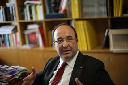 El candidat del PSC, Miquel Iceta, a la redacció d'EL PAÍS.