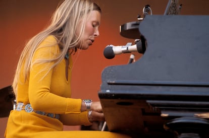 Joni Mitchell