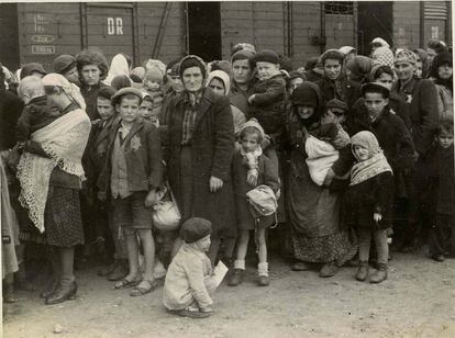 Mujeres y niños a su llegada a Auschwitz-Birkenau desde Hungría.