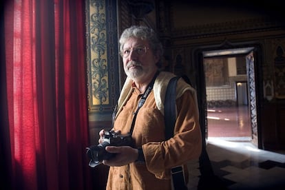 El fotógrafo Toni Catany en el Palau Ducal de Gandía en 2006.
