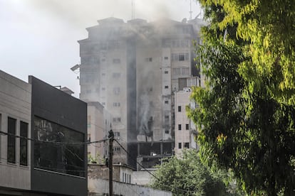 El edificio de Gaza en el que se hallaba el líder de Yihad Islámica Taysir al Yabari, muerto por un ataque israelí.