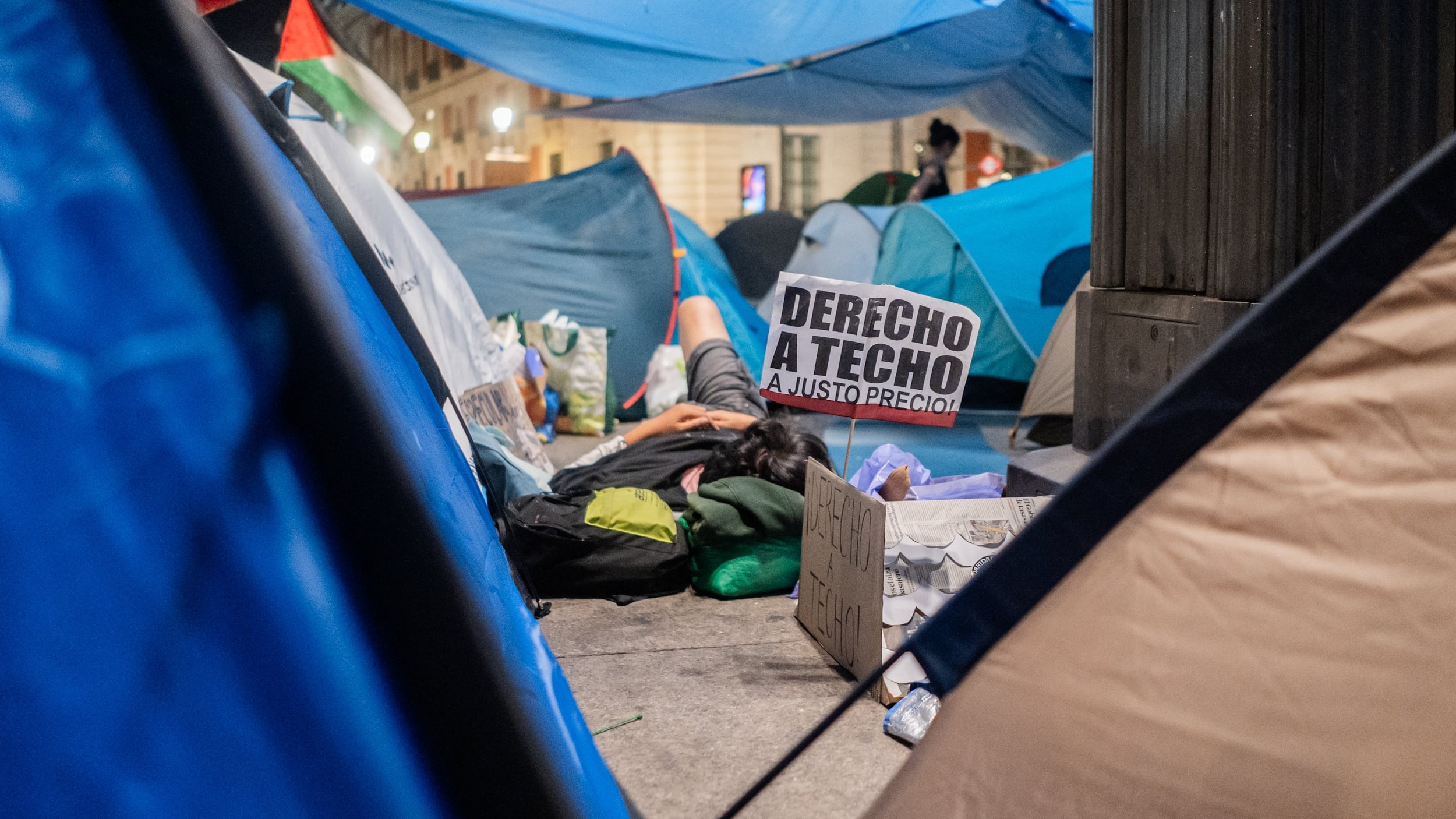 El Gobierno apura la negociación del decreto de vivienda con ayudas a la compra y blindaje del parque público