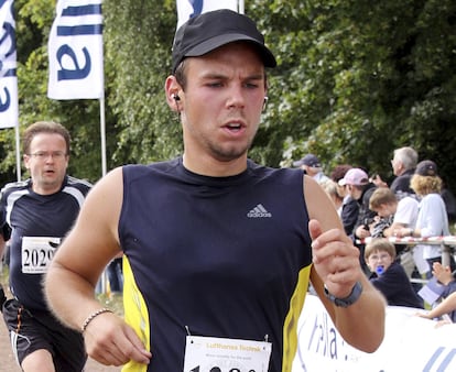 Andrea Lubitz compite en el maratón de Airportrun en Hamburg, el 13 de septiembre de 2009.