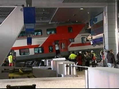 Un tren se empotra contra un hotel en pleno centro de Helsinki