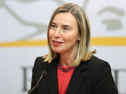 La alta representante de la UE para Asuntos Exteriores, Federica Mogherini, en una rueda de prensa en Montevideo este jueves tras la primera reunión del Grupo Internacional de Contacto sobre Venezuela.
