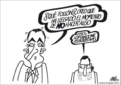 El humorista gráfico siempre ha ofrecido su interpretación del momento político. En este dibujo, publicado en 2010, dos años después de que estallara la crisis económica, critica con humor la inacción del Gobierno, encabezado por Zapatero, y de la oposición.