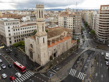 La confluencia de la plaza del San Agustín con la avenida del Oeste y San Vicente. 