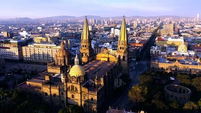 Catedral de la Plaza de Armas de Guadalajara, México,