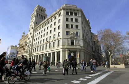 Antiga seu de Banesto, a la plaça de Catalunya de Barcelona.