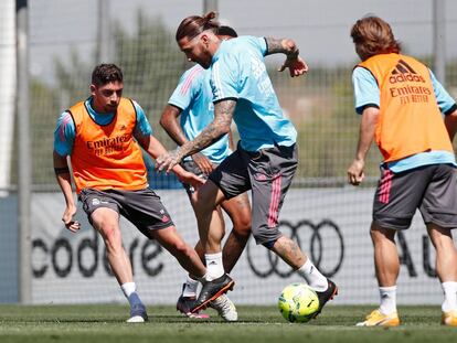 Sergio Ramos, este viernes, en el entrenamiento del Real Madrid en Valdebebas.