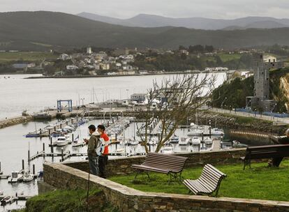 Vista del puerto deportivo de Ribadeo.