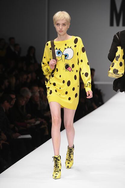 Moschino saca a desfilar a Bob Esponja