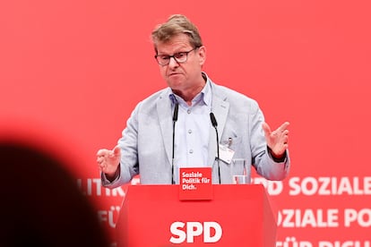 Ralf Stegner, diputado del SPD y rostro visible del ala escéptica ante el rearme, el viernes en Berlín.