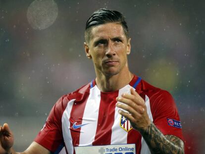 Fernando Torres durante un partido con el Atleti.