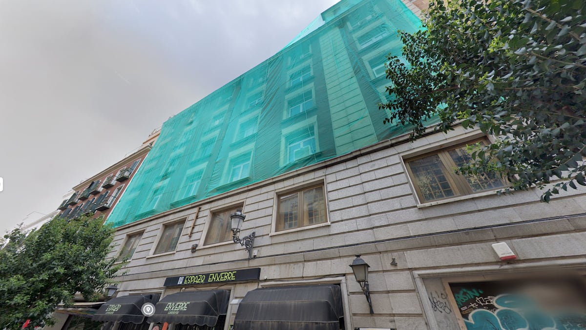 De antiguo balneario a hotel de lujo: la historia del edificio que se ha derrumbado en Madrid
